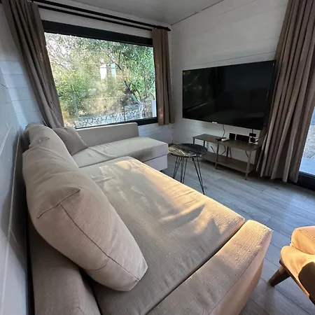 Gaia Tiny Butik Bed & Breakfast