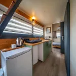 Bed and Breakfast Gaia Tiny Butik 3*