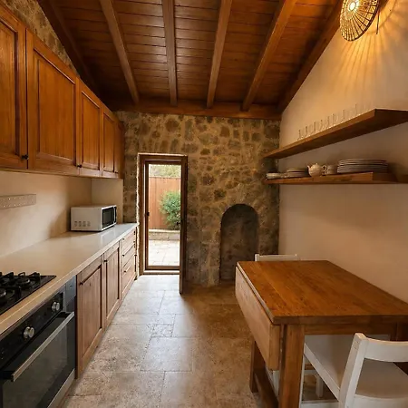 Gaia Tiny Butik Bed and Breakfast 3*
